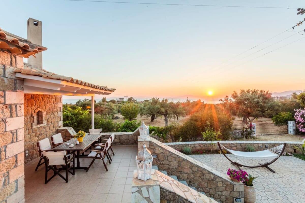 Mani'S Aura Seaside-Spacious Summer Retreat Kotronion  Bagian luar foto