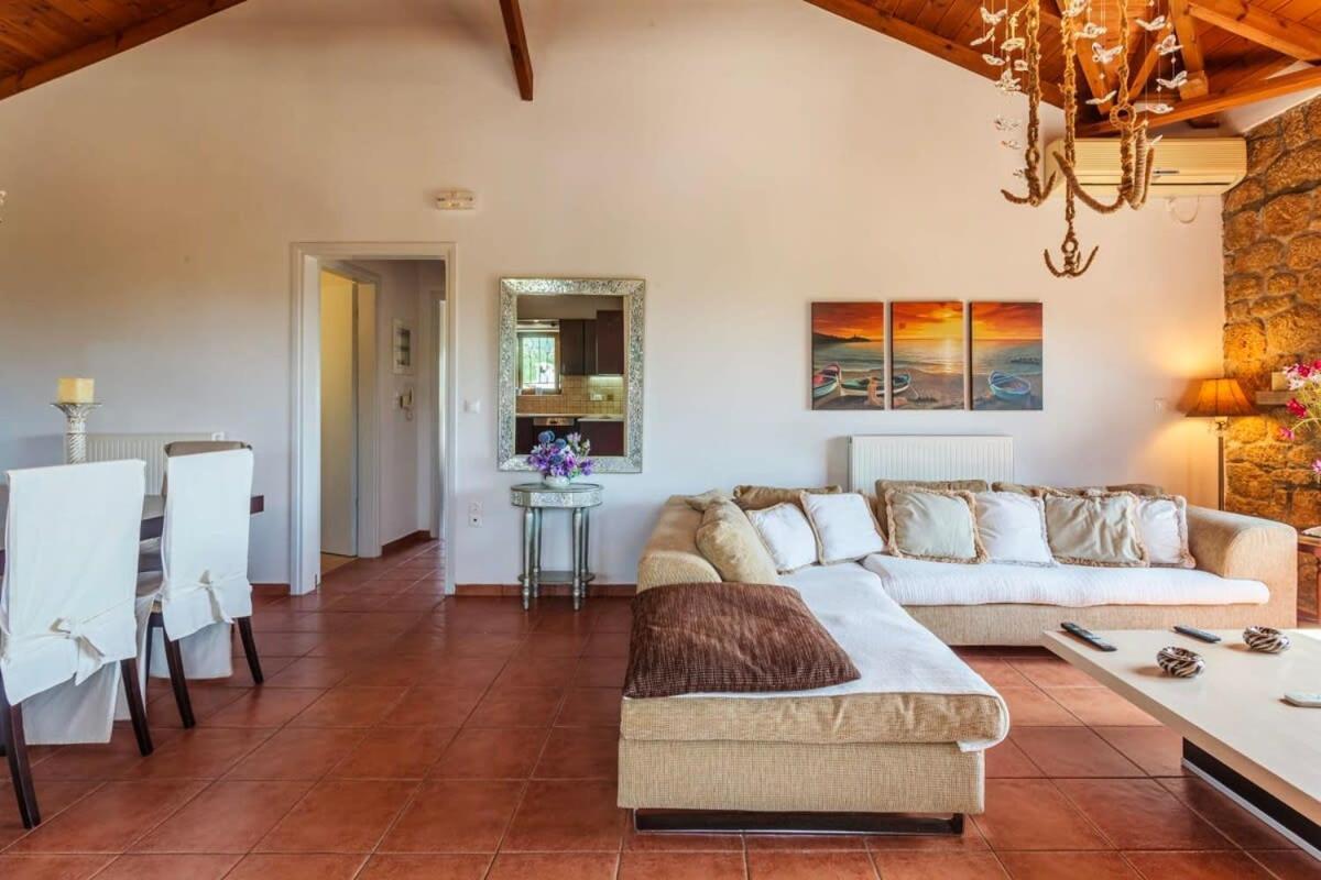 Mani'S Aura Seaside-Spacious Summer Retreat Kotronion  Bagian luar foto